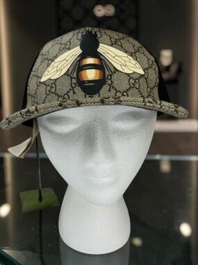 GUCCI Bee Print Supreme Strap Baseball Cap / Mesh Trucker Hat W/ Dust Bag M
